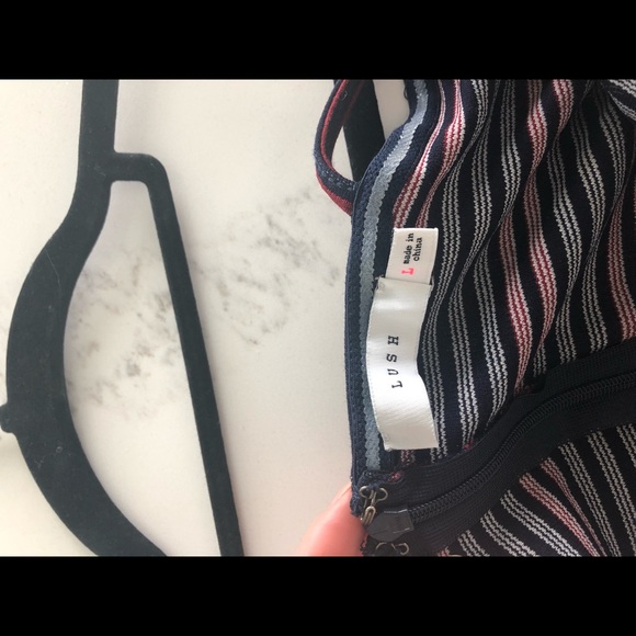 LUSH Striped Blue and Red Mini Dress. Size Large - Picture 4 of 4